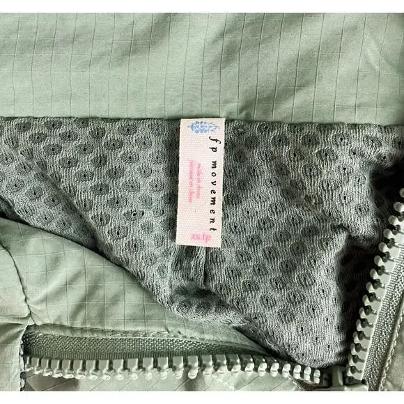 Free People FP Movement She Fly Anorak Windbreaker Hooded Jacket Oversize Sz XS - Picture 10 of 11
